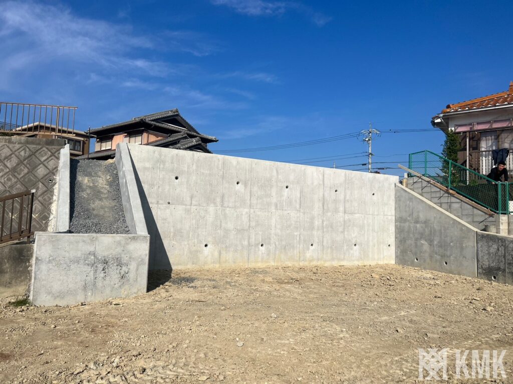 三重県 鈴鹿市 外構 外構工事 エクステリア カーポート 擁壁工事 土木工事 リフォーム 造園工事 お庭 ウッドデッキ